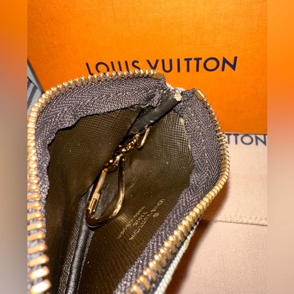 LOUIS VUITTON Monogram Mini Lin Key Cles - Picture 7 of 7